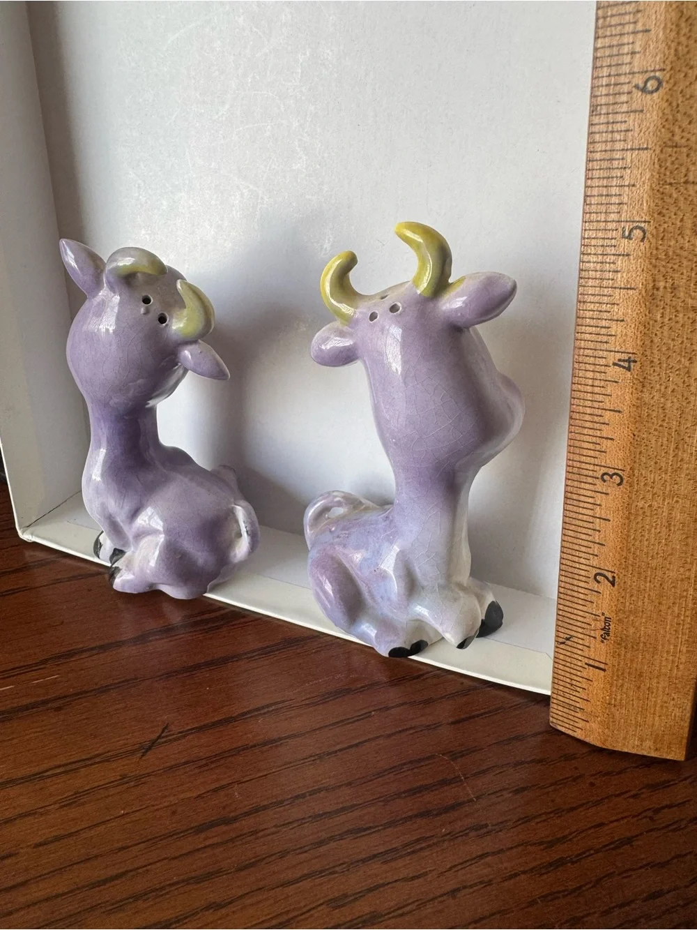 Vintage Purple Ceramic Cow Salt & Pepper Shakers Japan MCM Anthropomorphic Set
